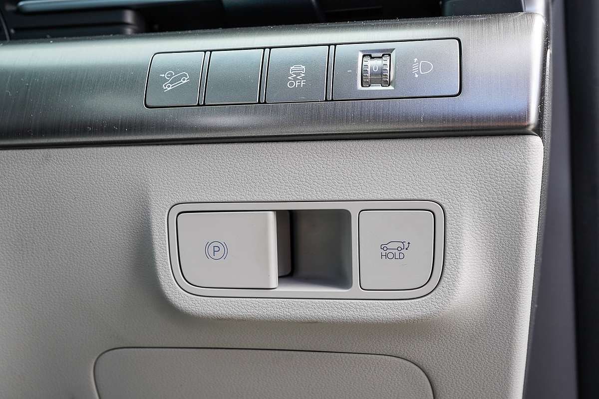 2025 Hyundai Kona Premium SX2.V2