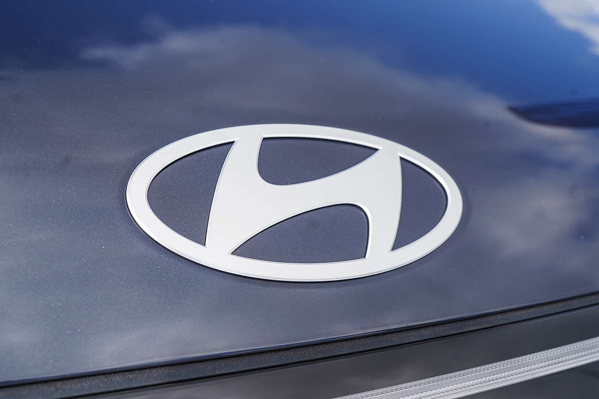 2025 Hyundai Kona Premium SX2.V2