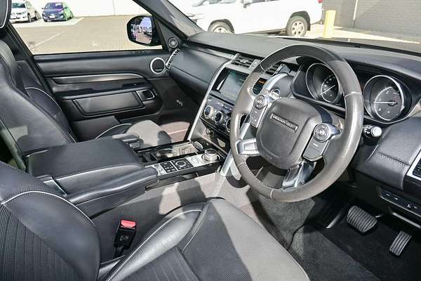 2018 Land Rover Discovery TD6 HSE Luxury Series 5