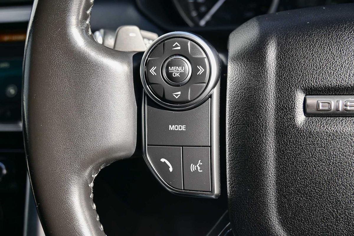 2018 Land Rover Discovery TD6 HSE Luxury Series 5