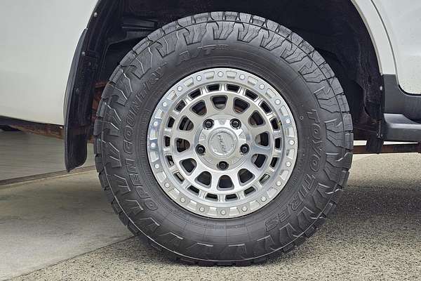 2012 Toyota Landcruiser GX VDJ200R