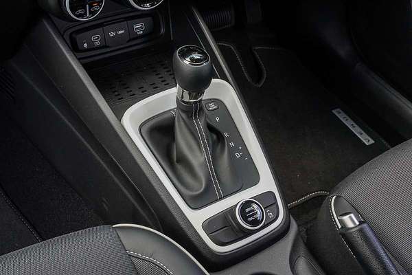 2025 Hyundai Venue Elite QX.V5