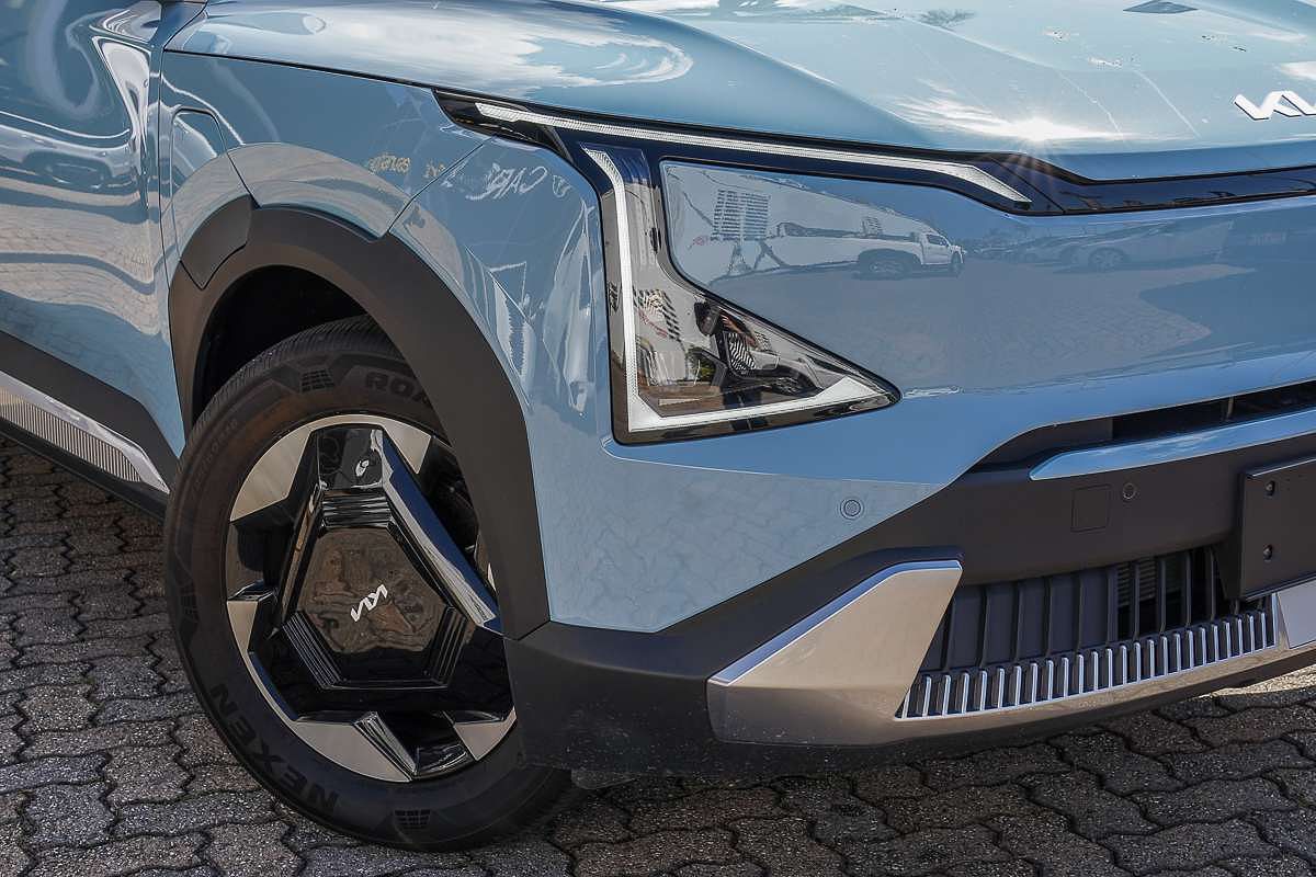 2025 Kia EV5 Air Standard Range OVc