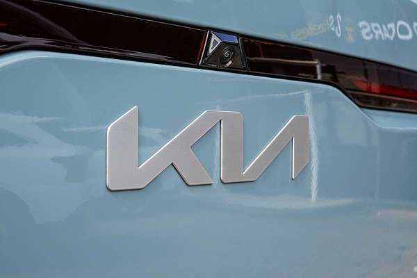 2025 Kia EV5 Air Standard Range OVc