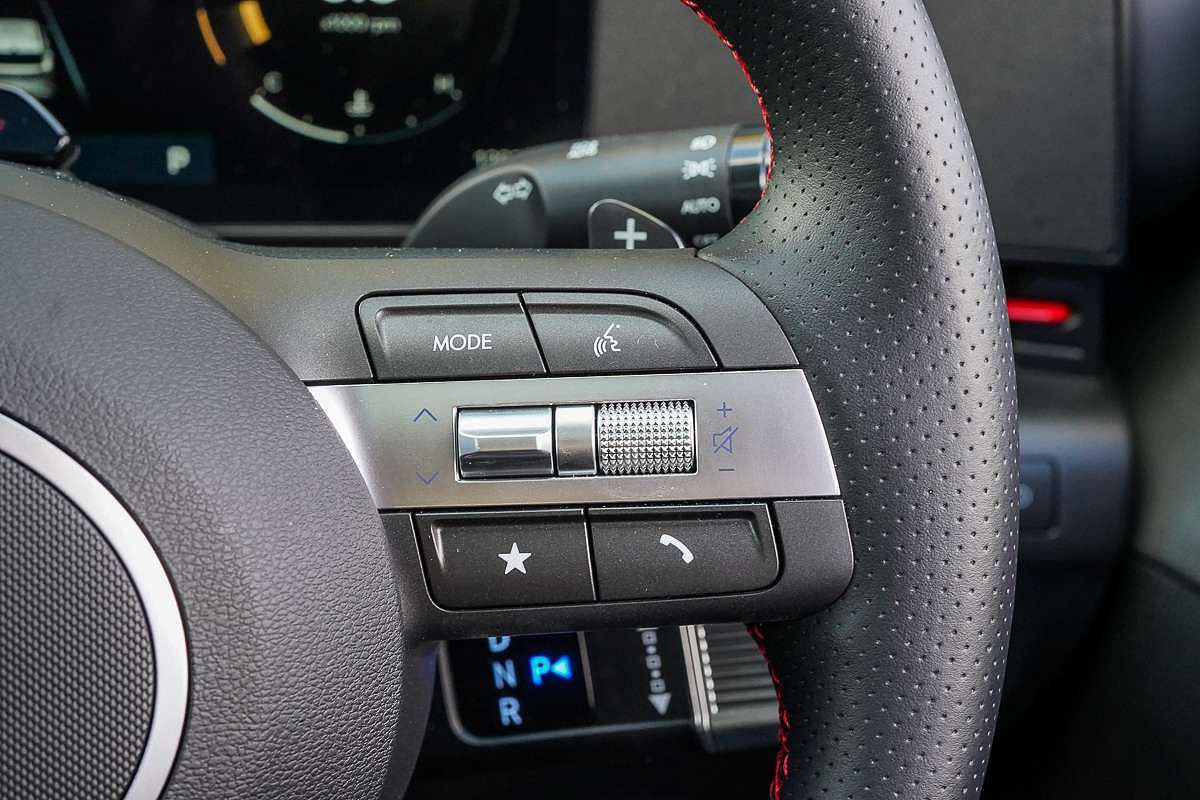 2025 Hyundai Kona Premium N Line SX2.V2