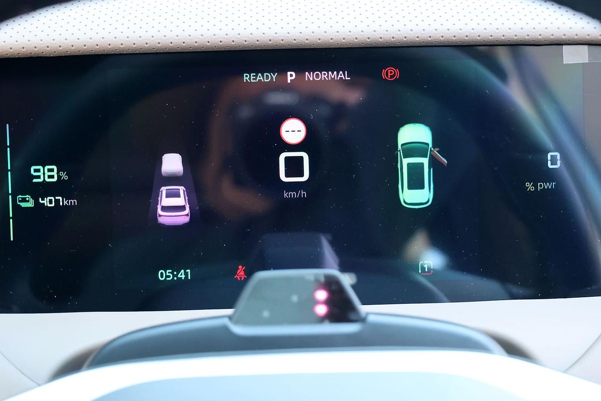 2025 MG MGS5 EV Essence 62 ZS3EM