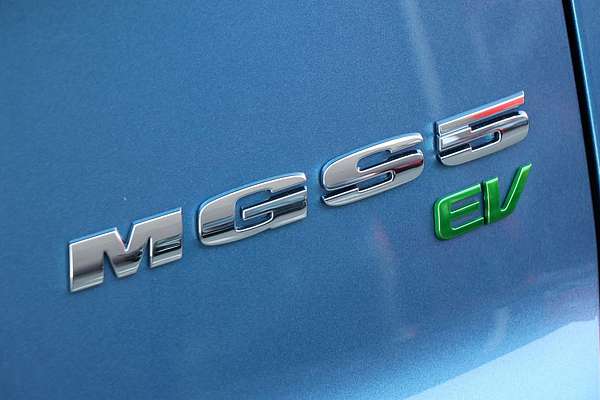 2025 MG MGS5 EV Essence 62 ZS3EM
