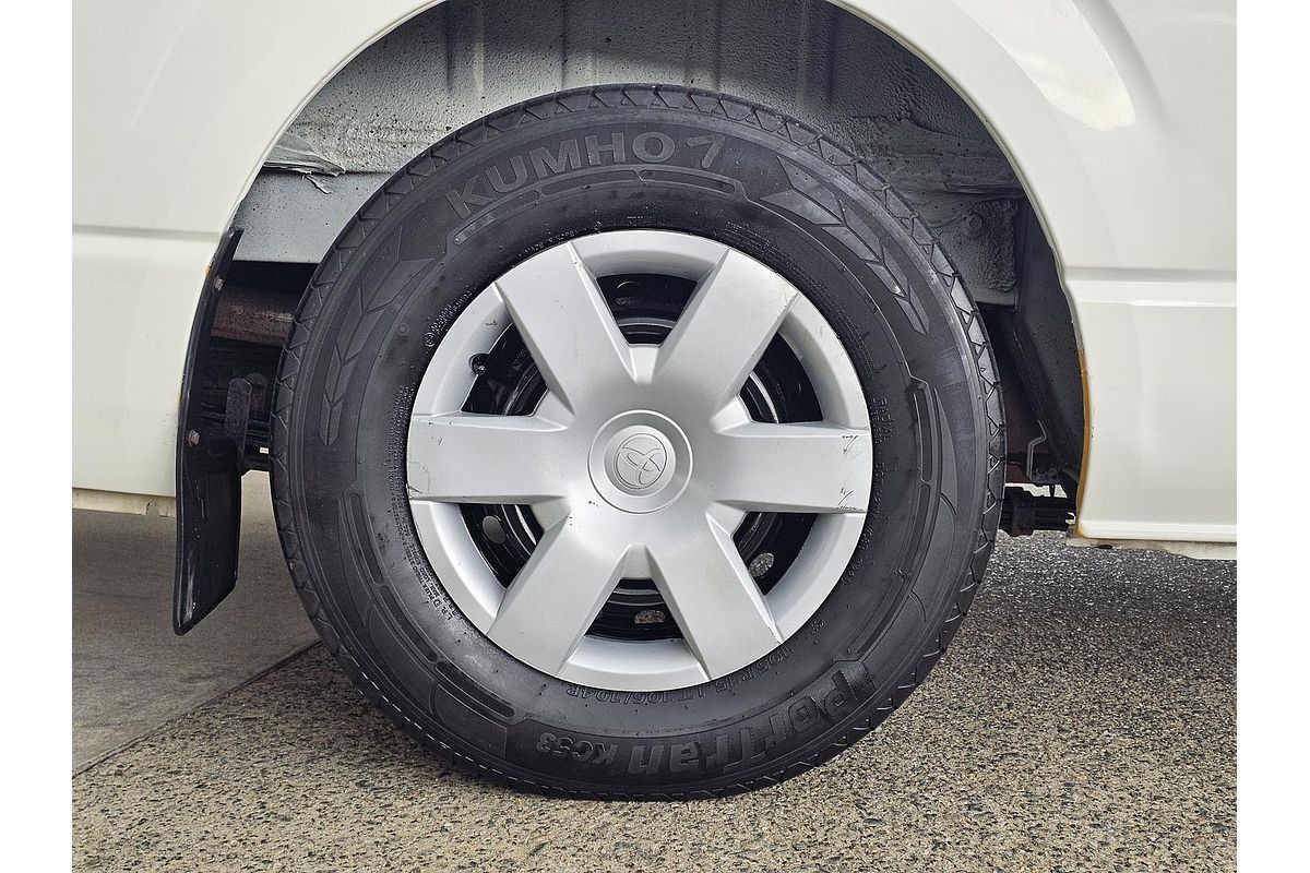 2013 Toyota Hiace KDH201R LWB