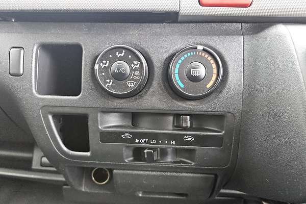 2013 Toyota Hiace KDH201R LWB