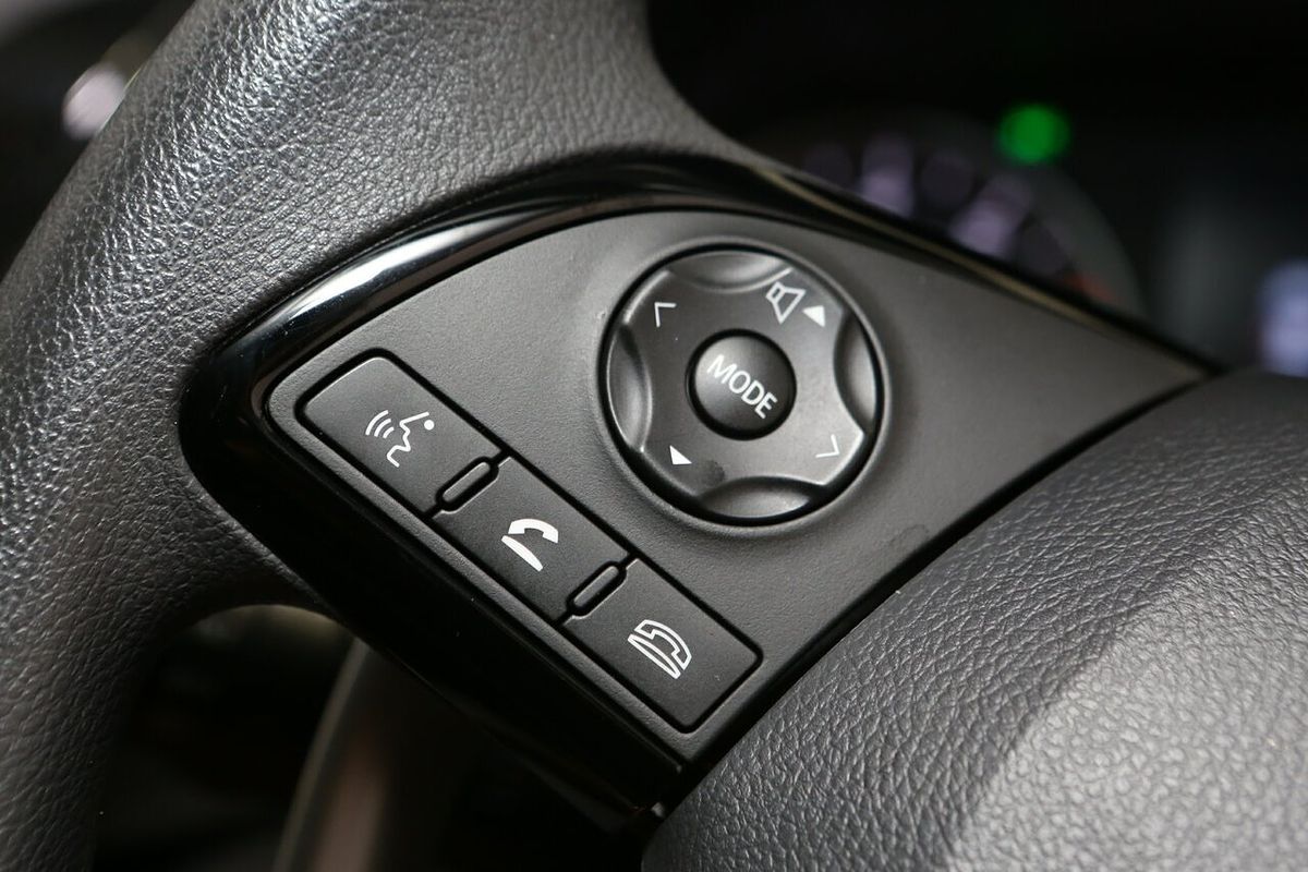 2024 Mitsubishi Eclipse Cross ES YB