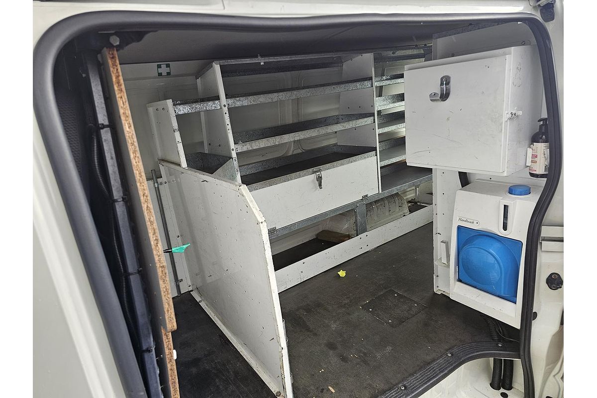 2013 Toyota Hiace KDH201R LWB