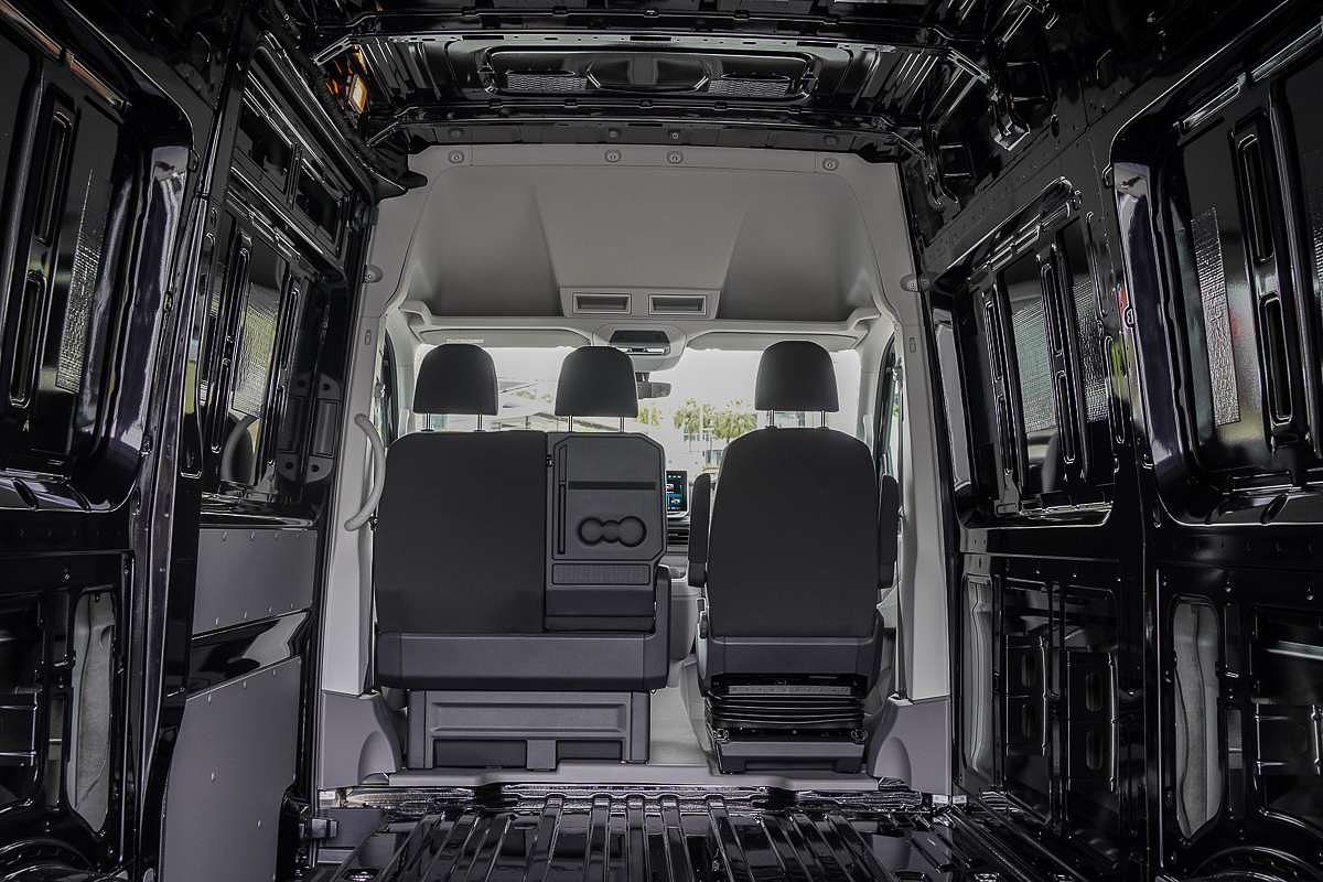 2025 Volkswagen Crafter 35 TDI410 SY1 MWB