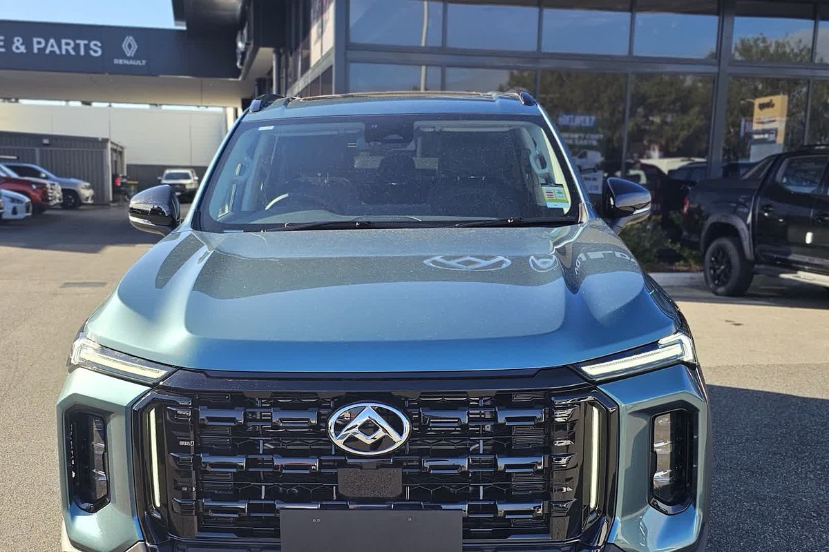 2025 LDV D90 Executive SV9A
