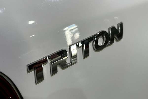 2019 Mitsubishi Triton GLX+ MR 4X4
