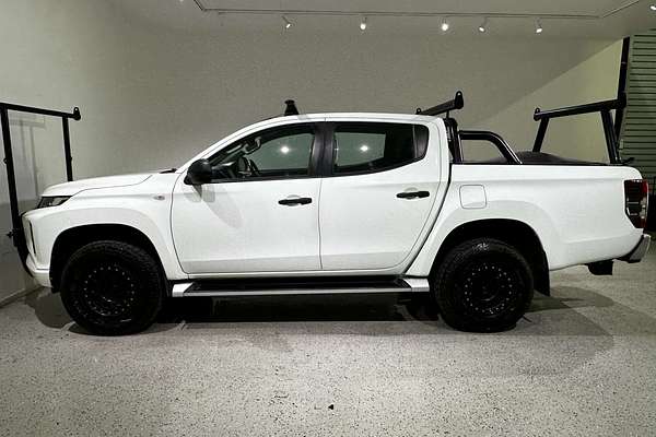 2019 Mitsubishi Triton GLX+ MR 4X4