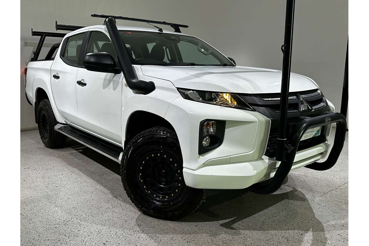 2019 Mitsubishi Triton GLX+ MR 4X4
