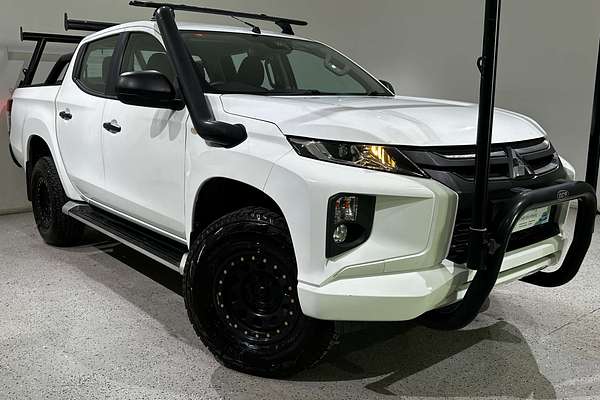2019 Mitsubishi Triton GLX+ MR 4X4