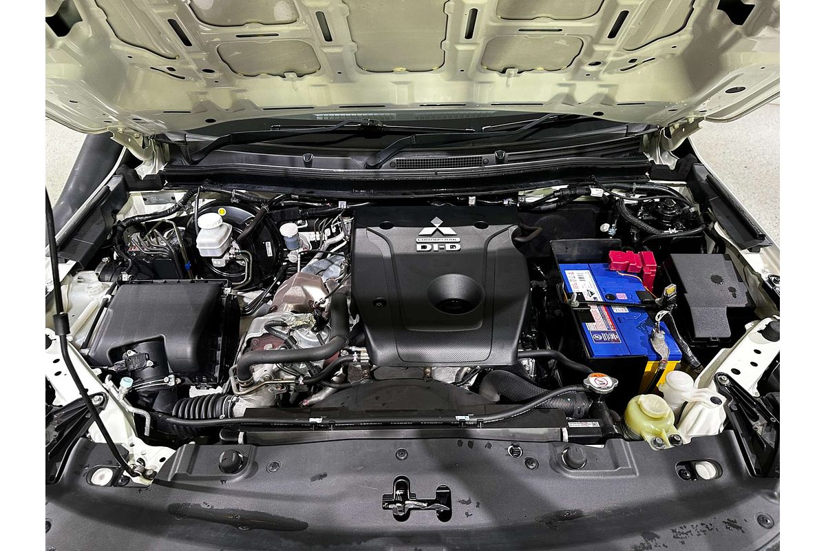 2019 Mitsubishi Triton GLX+ MR 4X4