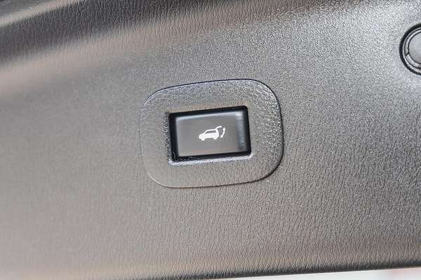 2020 Nissan Patrol Ti-L Y62 Series 5
