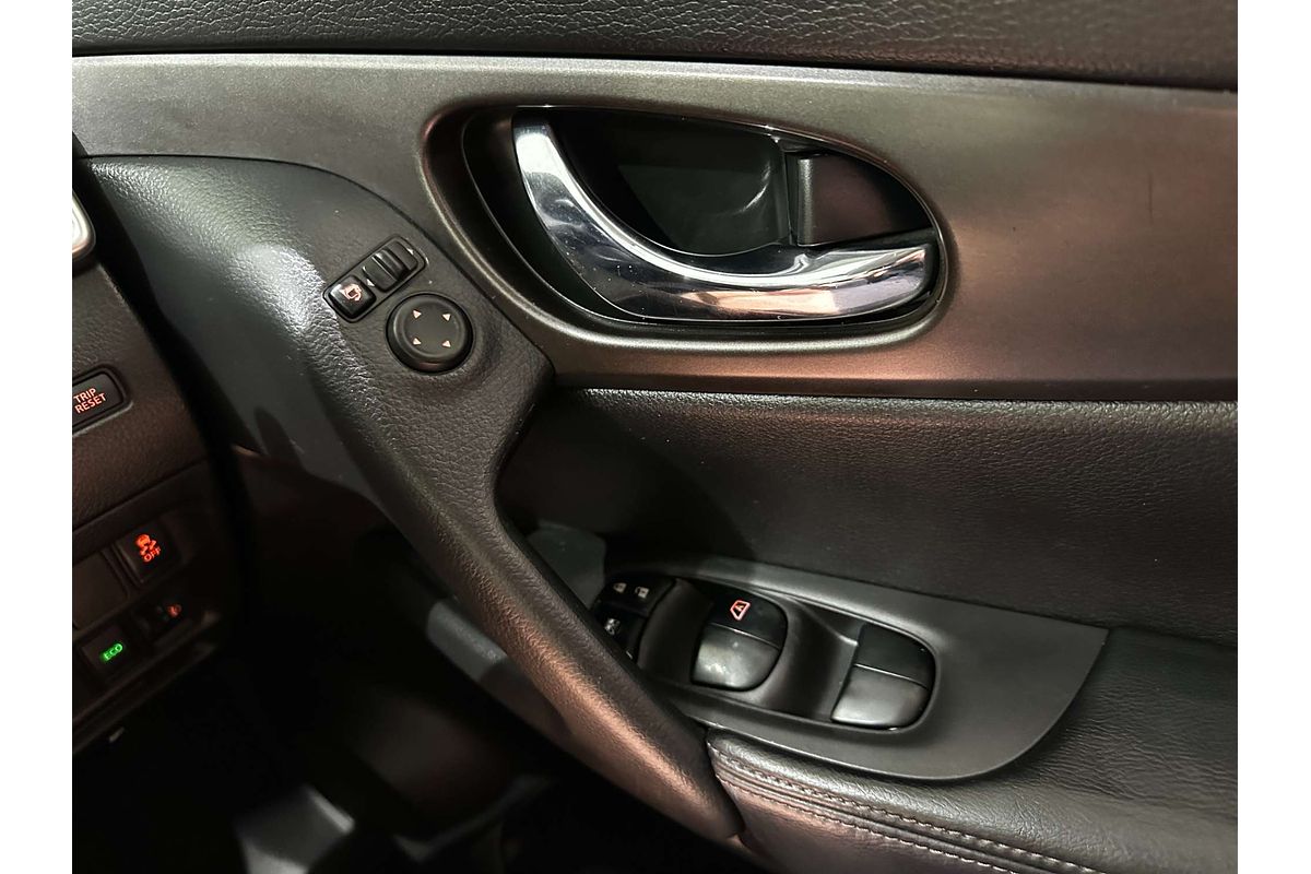 2015 Nissan X-TRAIL ST-L T32