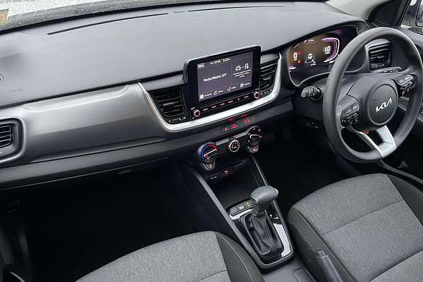 2024 Kia Stonic S YB