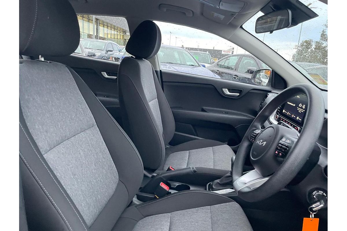 2024 Kia Stonic S YB