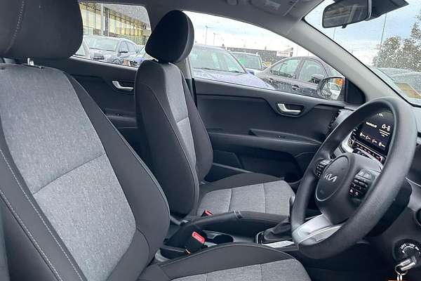 2024 Kia Stonic S YB