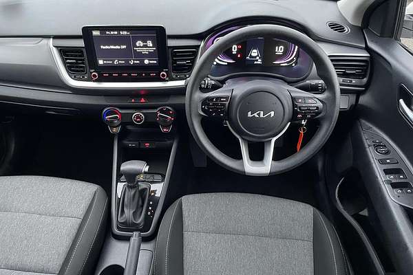 2024 Kia Stonic S YB