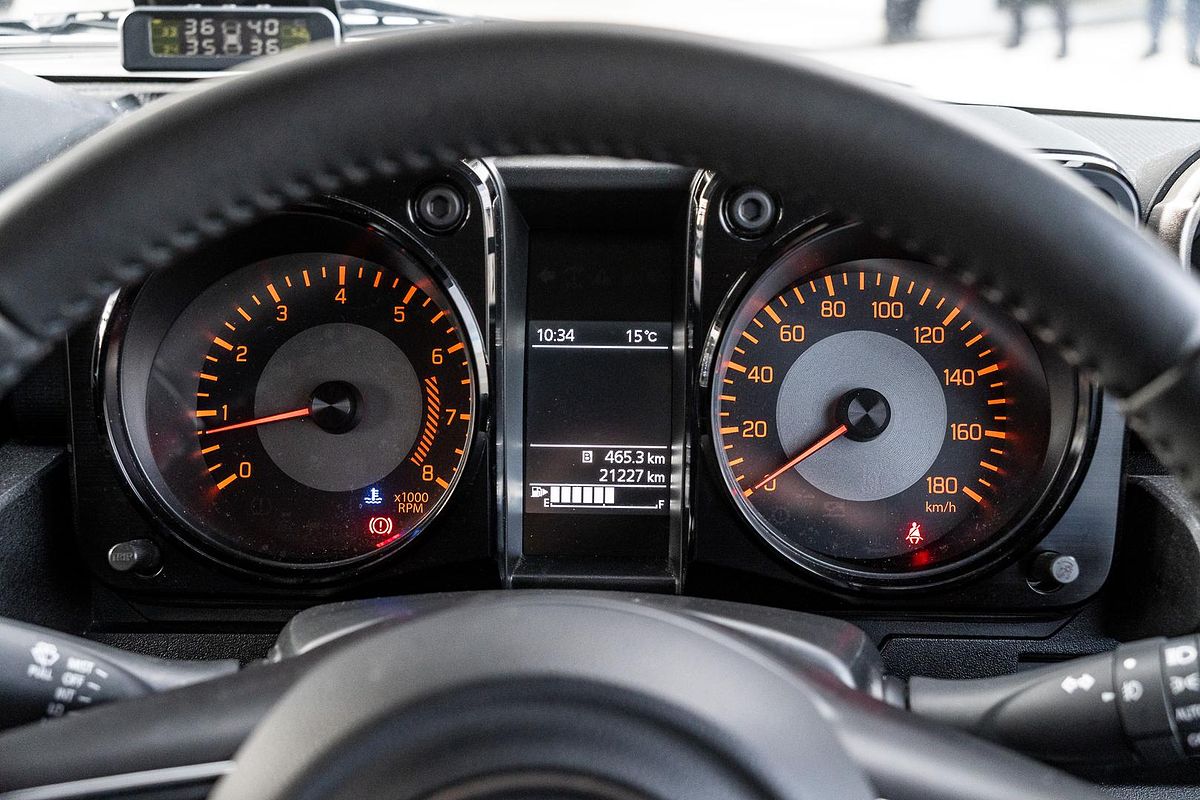 2023 Suzuki Jimny GLX GJ