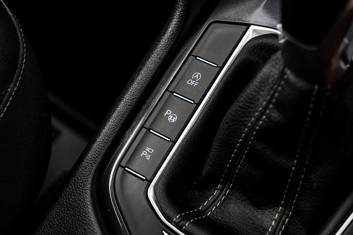 2021 Volkswagen Tiguan 162TSI R-Line 5N