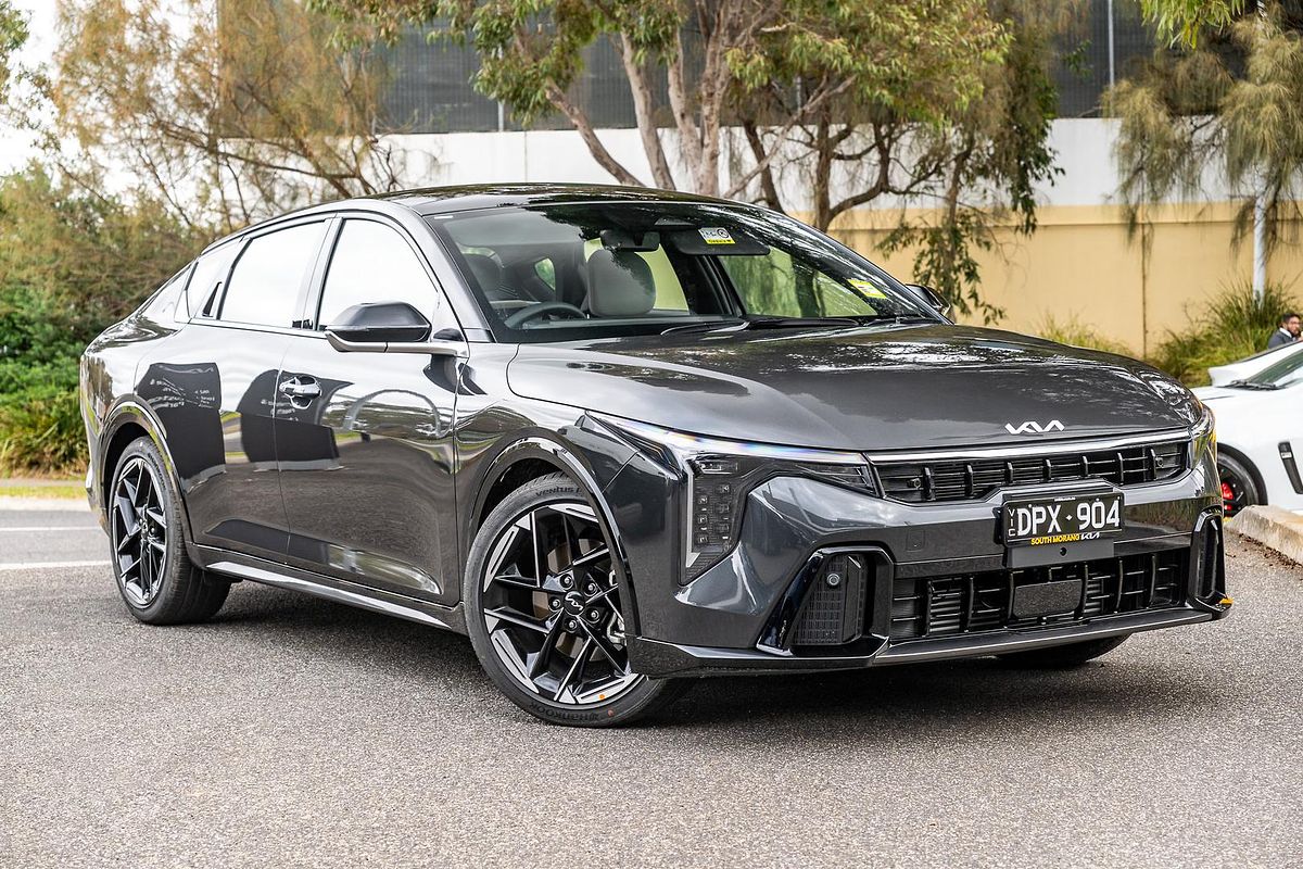 2025 Kia K4 GT-Line CL4m