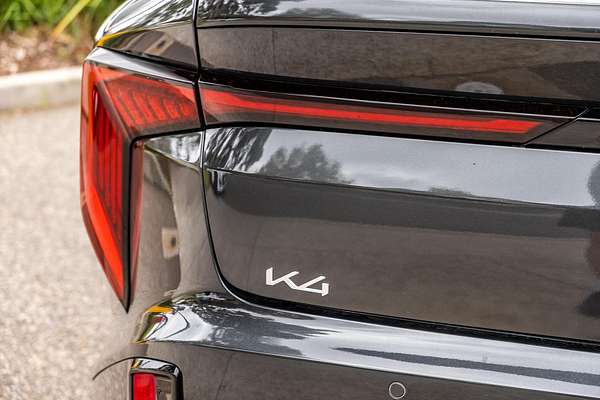 2025 Kia K4 GT-Line CL4m