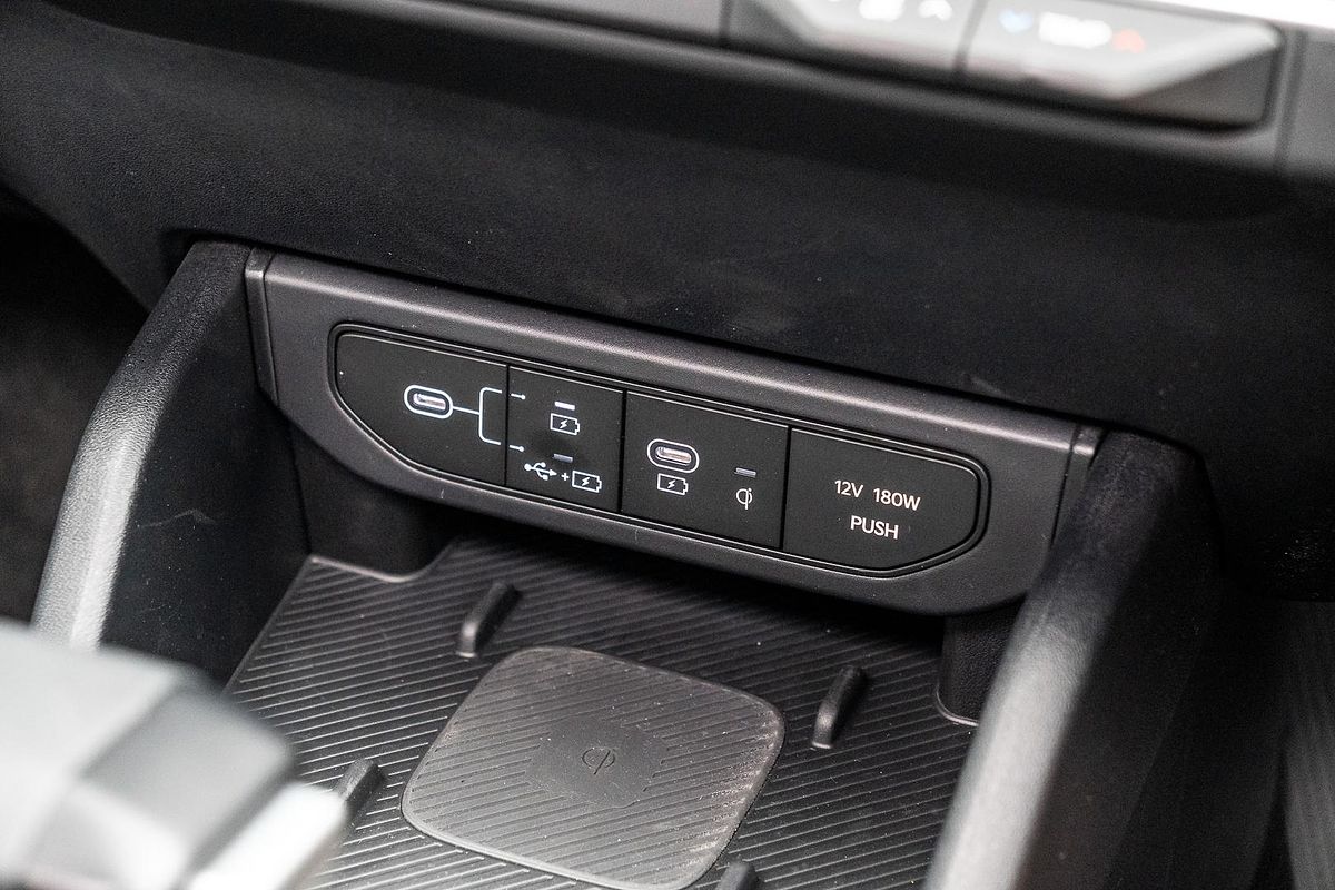 2025 Kia K4 GT-Line CL4m