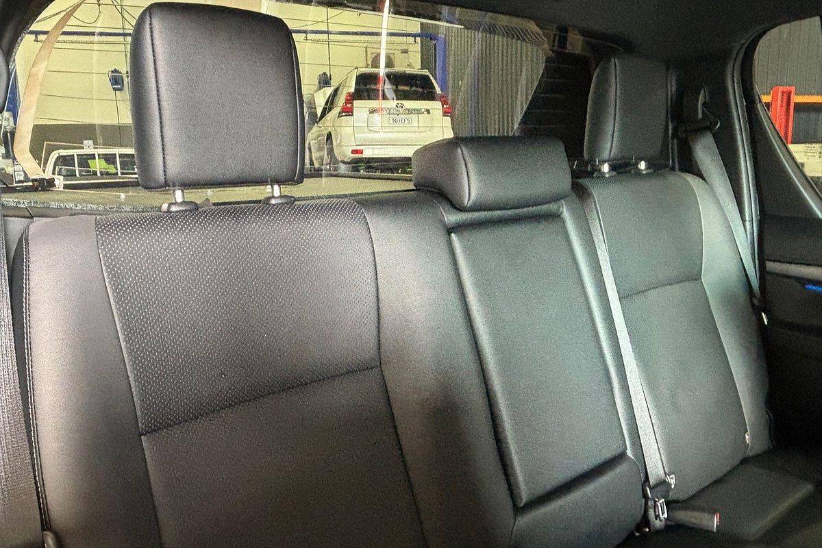 2024 Toyota Hilux Rogue 48V GUN126R 4X4