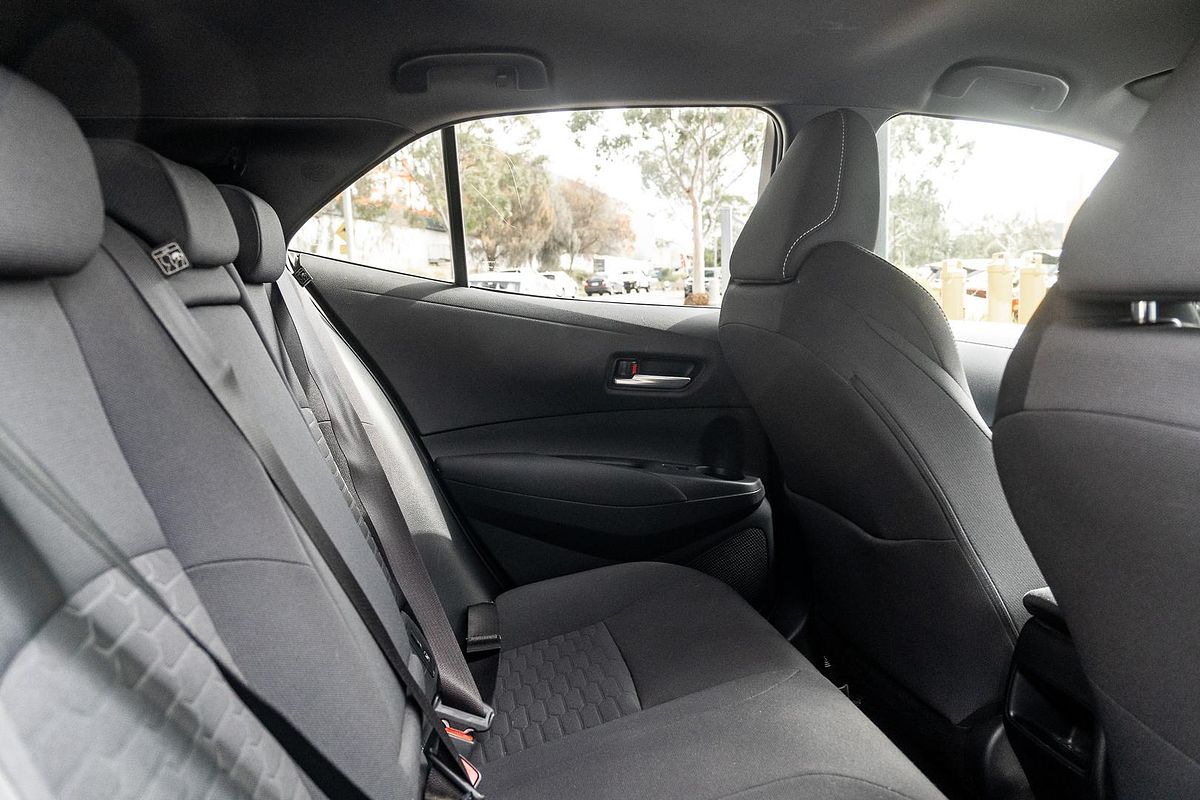 2019 Toyota Corolla SX Hybrid ZWE211R
