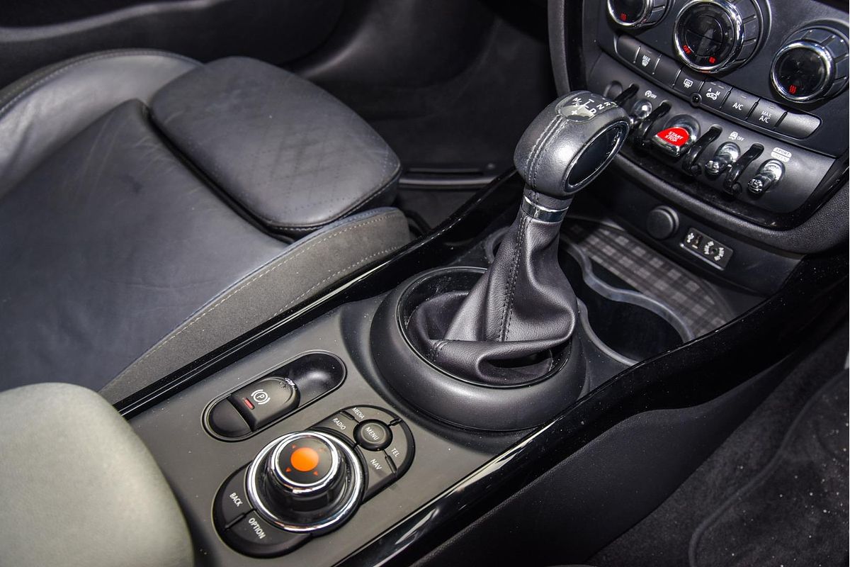 2018 MINI Clubman Cooper F54