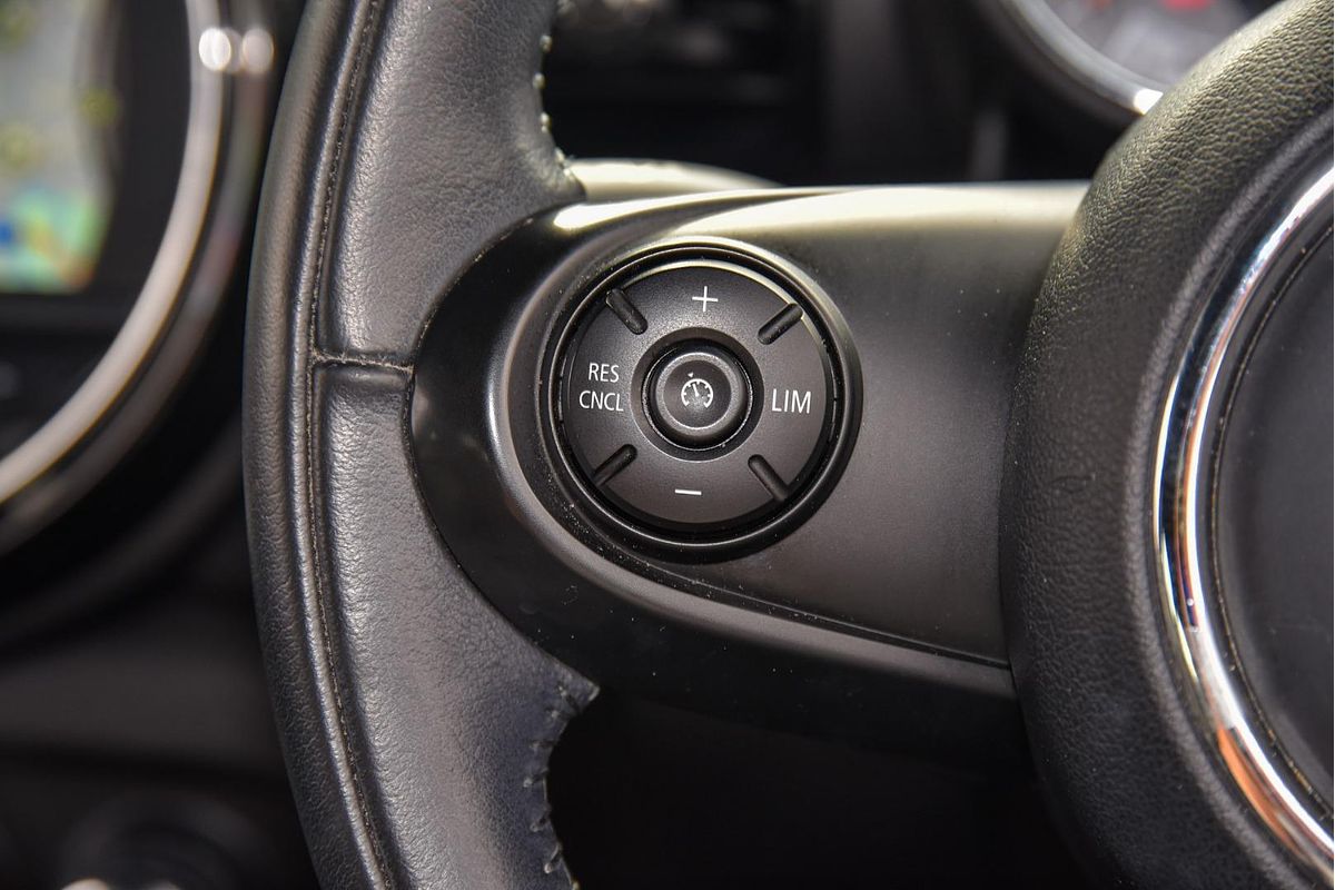 2018 MINI Clubman Cooper F54