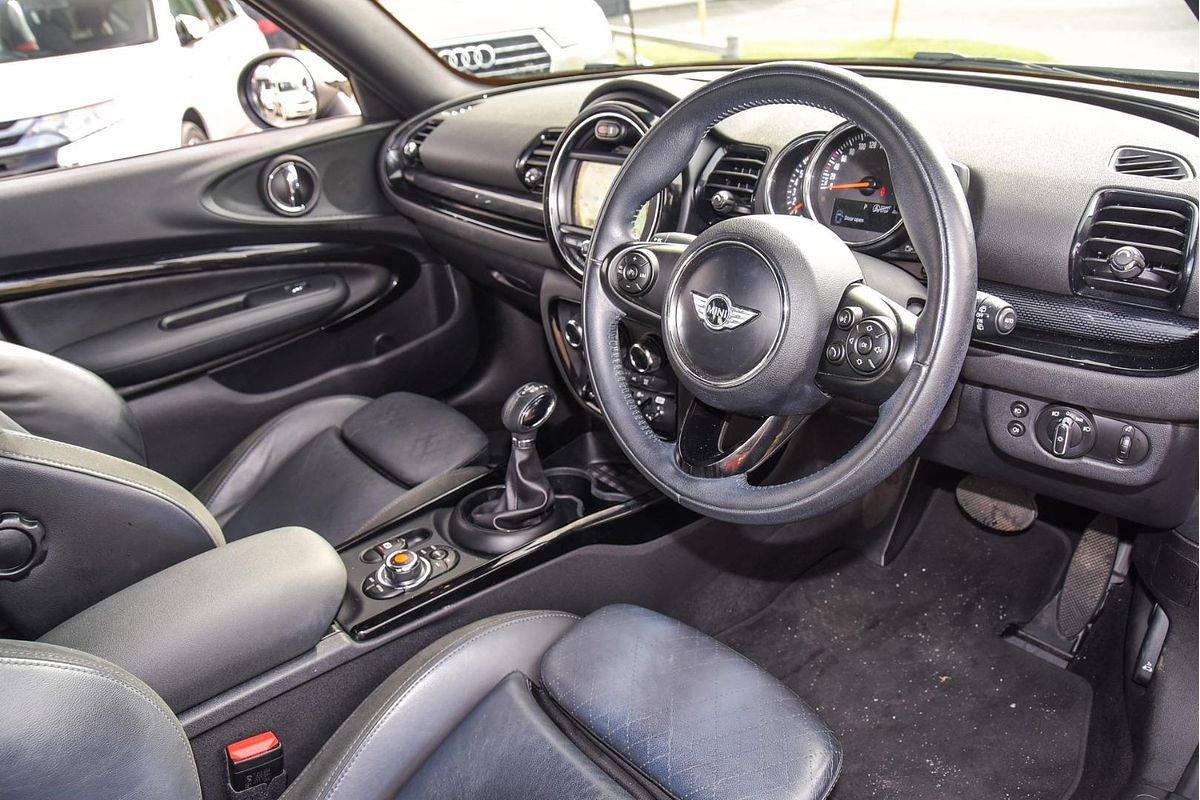2018 MINI Clubman Cooper F54