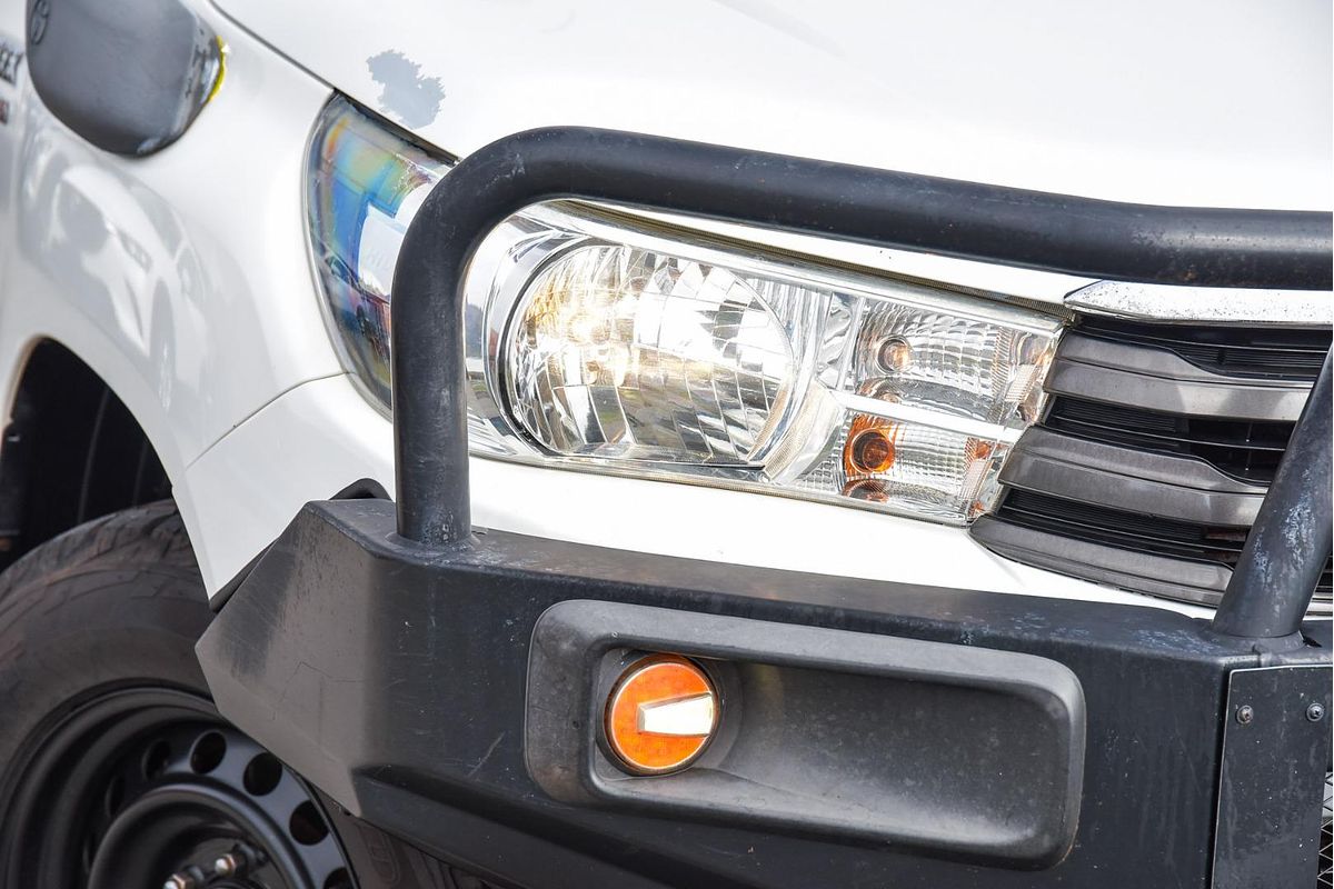 2018 Toyota Hilux SR GUN126R