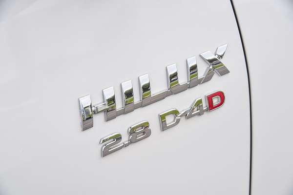 2018 Toyota Hilux SR GUN126R
