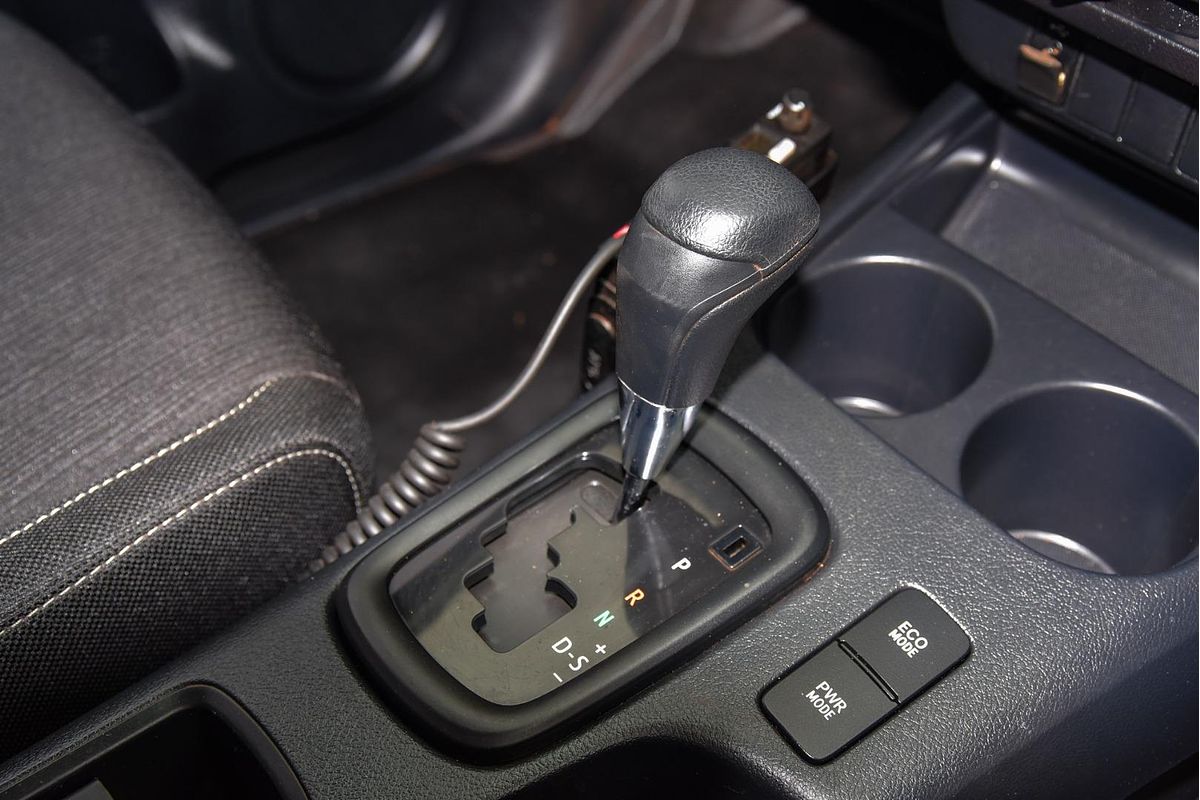 2018 Toyota Hilux SR GUN126R