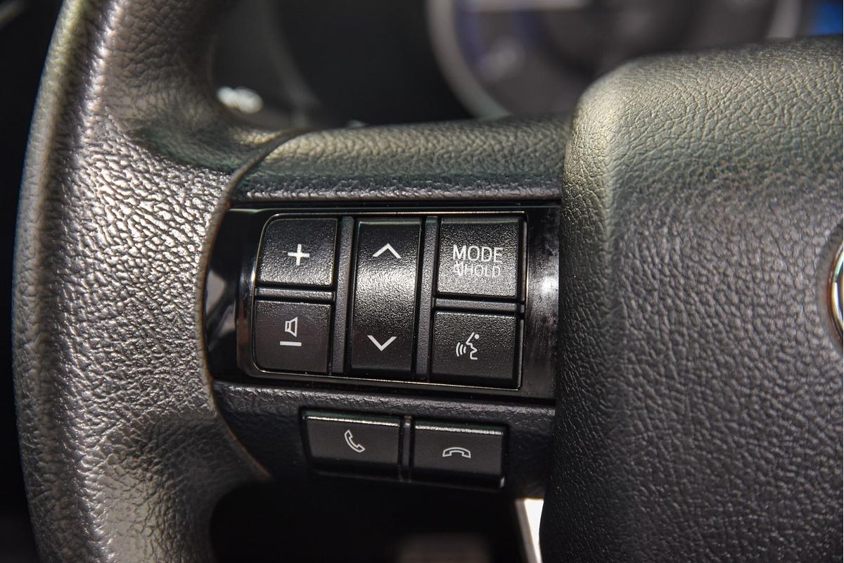 2018 Toyota Hilux SR GUN126R