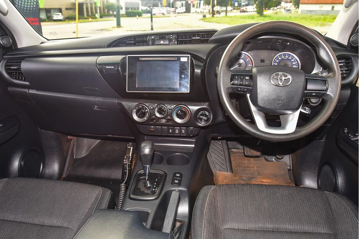 2018 Toyota Hilux SR GUN126R