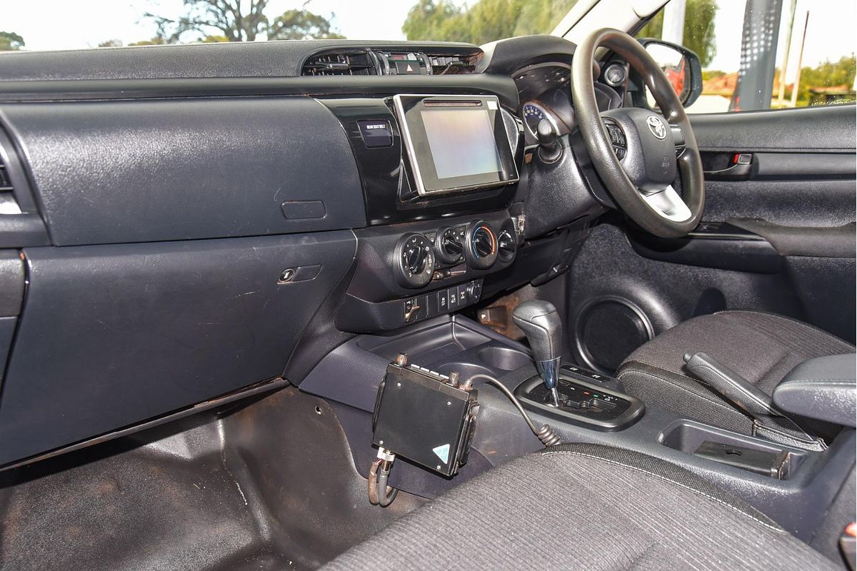 2018 Toyota Hilux SR GUN126R