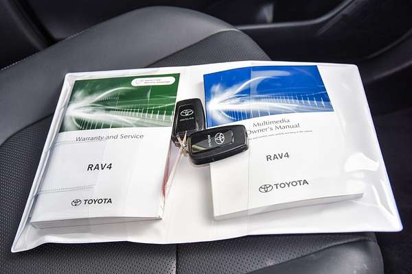 2024 Toyota RAV4 Cruiser AXAH52R