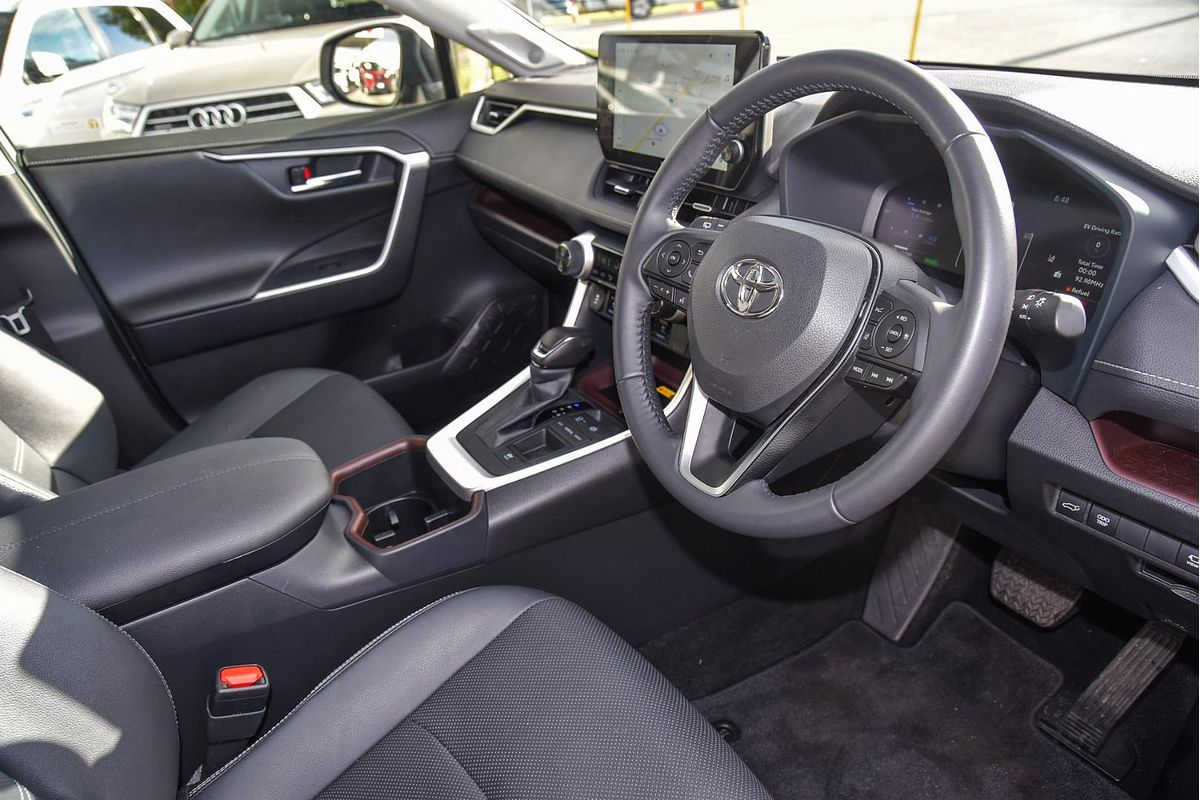 2024 Toyota RAV4 Cruiser AXAH52R