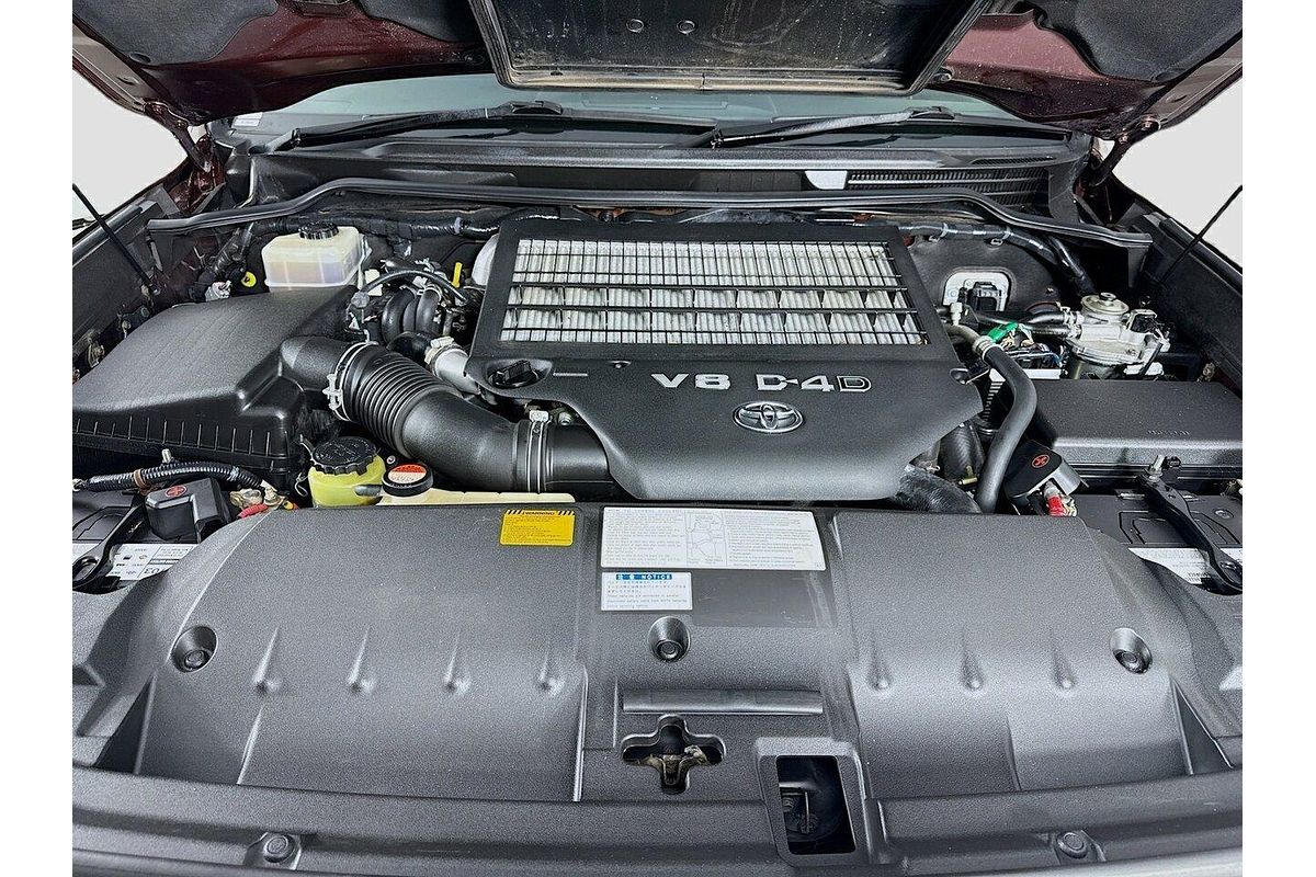 2016 Toyota Landcruiser Sahara VDJ200R