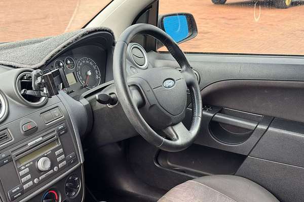 2007 Ford Fiesta LX WQ
