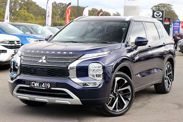 2024 Mitsubishi Outlander PHEV Exceed ZM