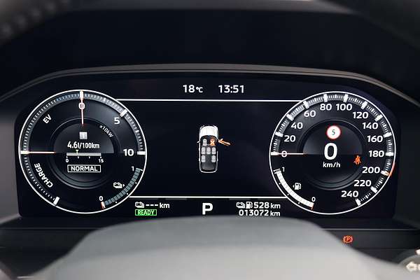 2024 Mitsubishi Outlander PHEV Exceed ZM